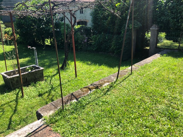 Media numero 12 di Moruzzo - Villa con ampio parco