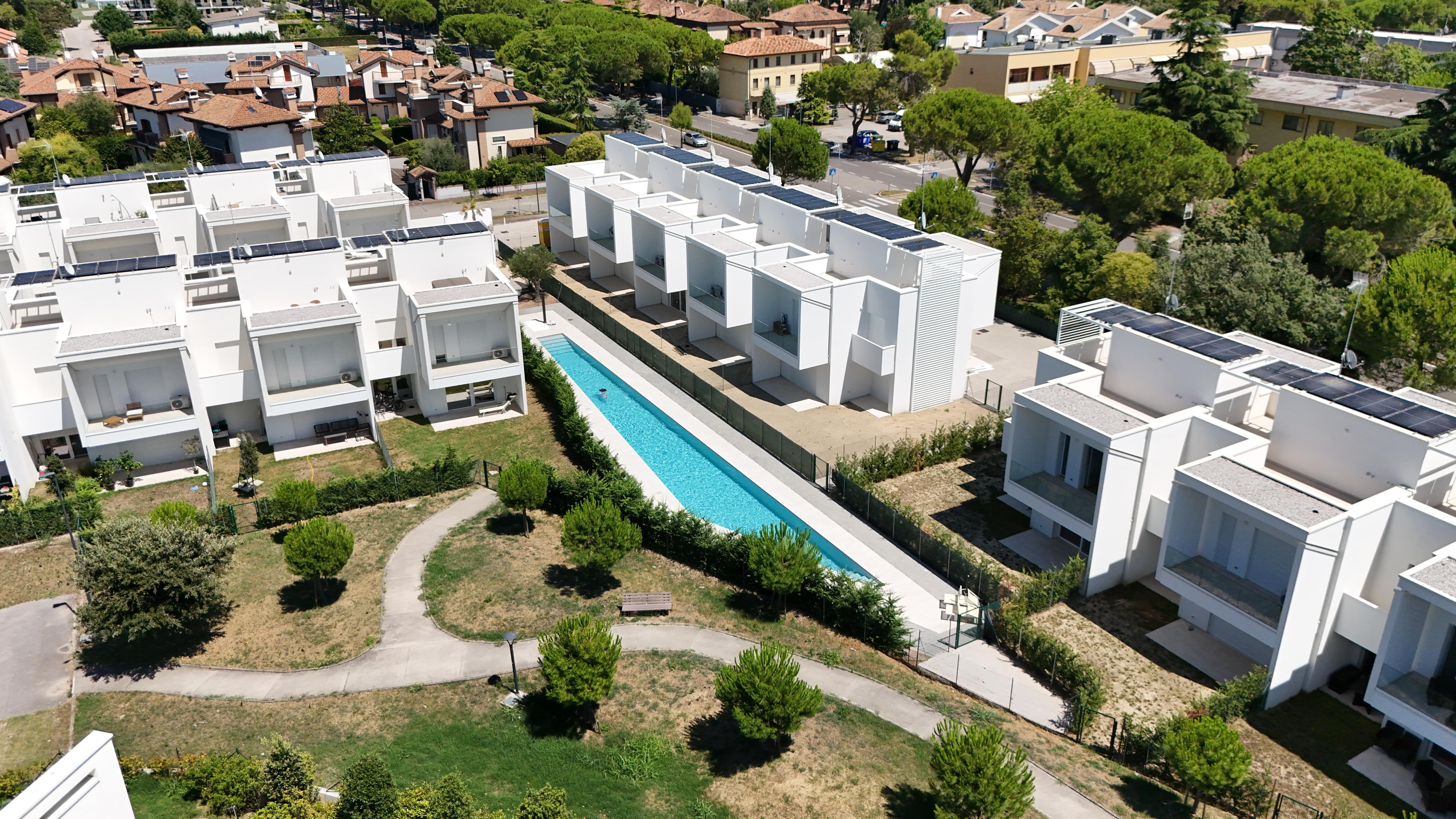 Immagine di Lignano Sabbiadoro - Nuova villa a schiera di testa