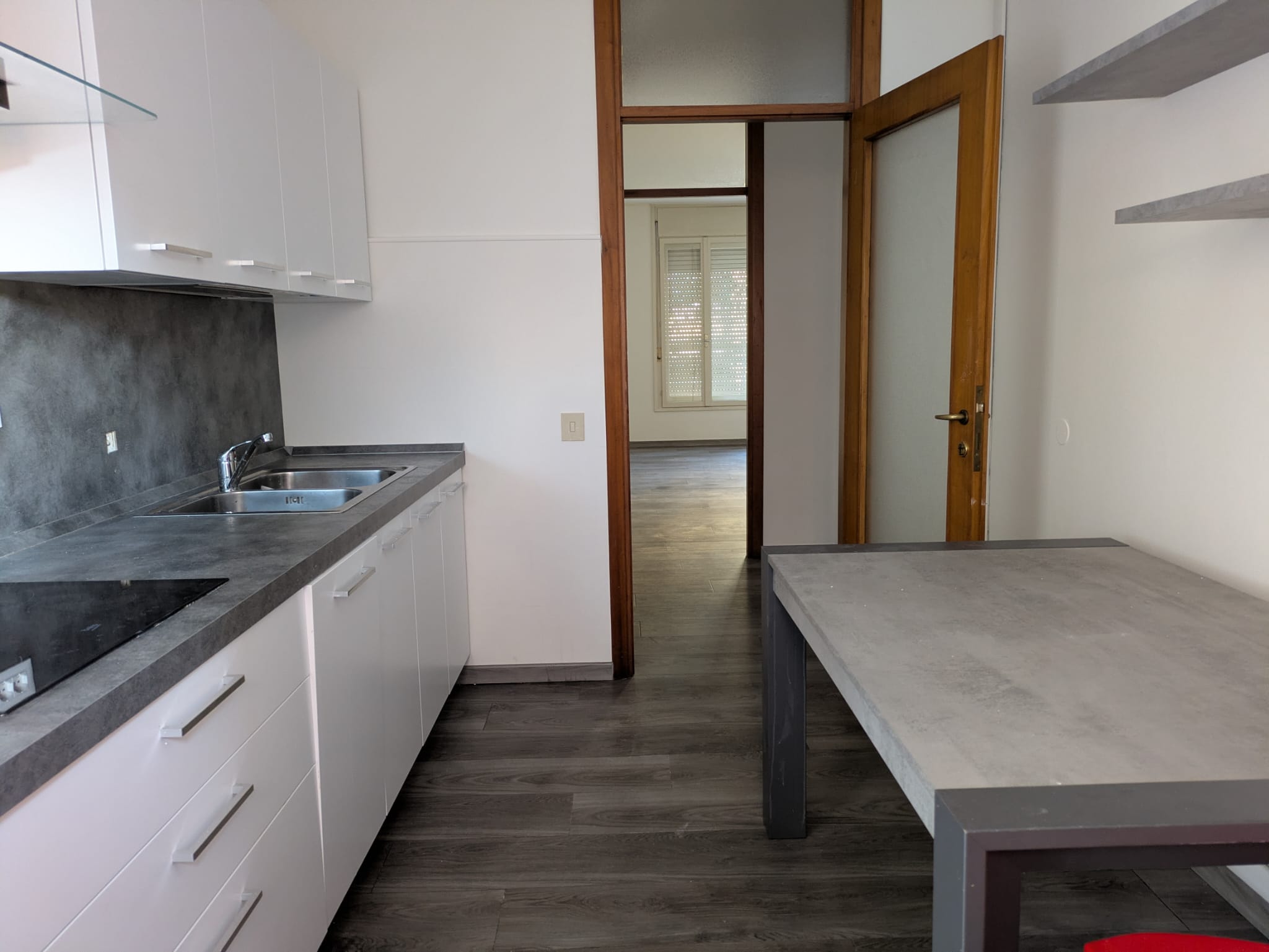 Media numero 6 di Luminoso bicamere alle porte del centro