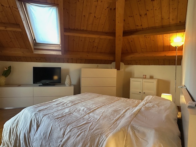 Media numero 14 di Via Castions - Tricamere ultimo piano