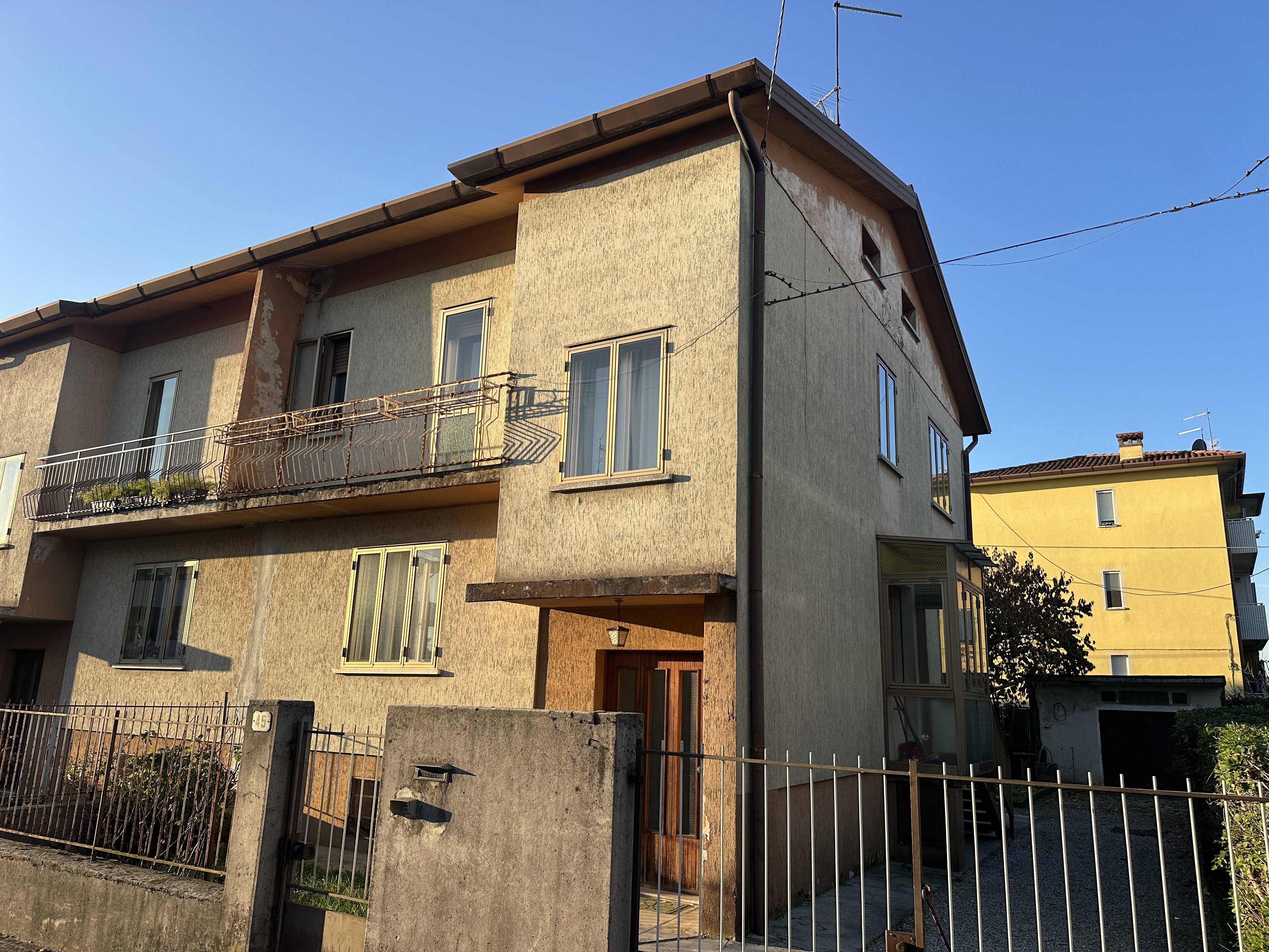 Media numero 15 di Interni via Pradamano - Casa di testa in bifamiliare