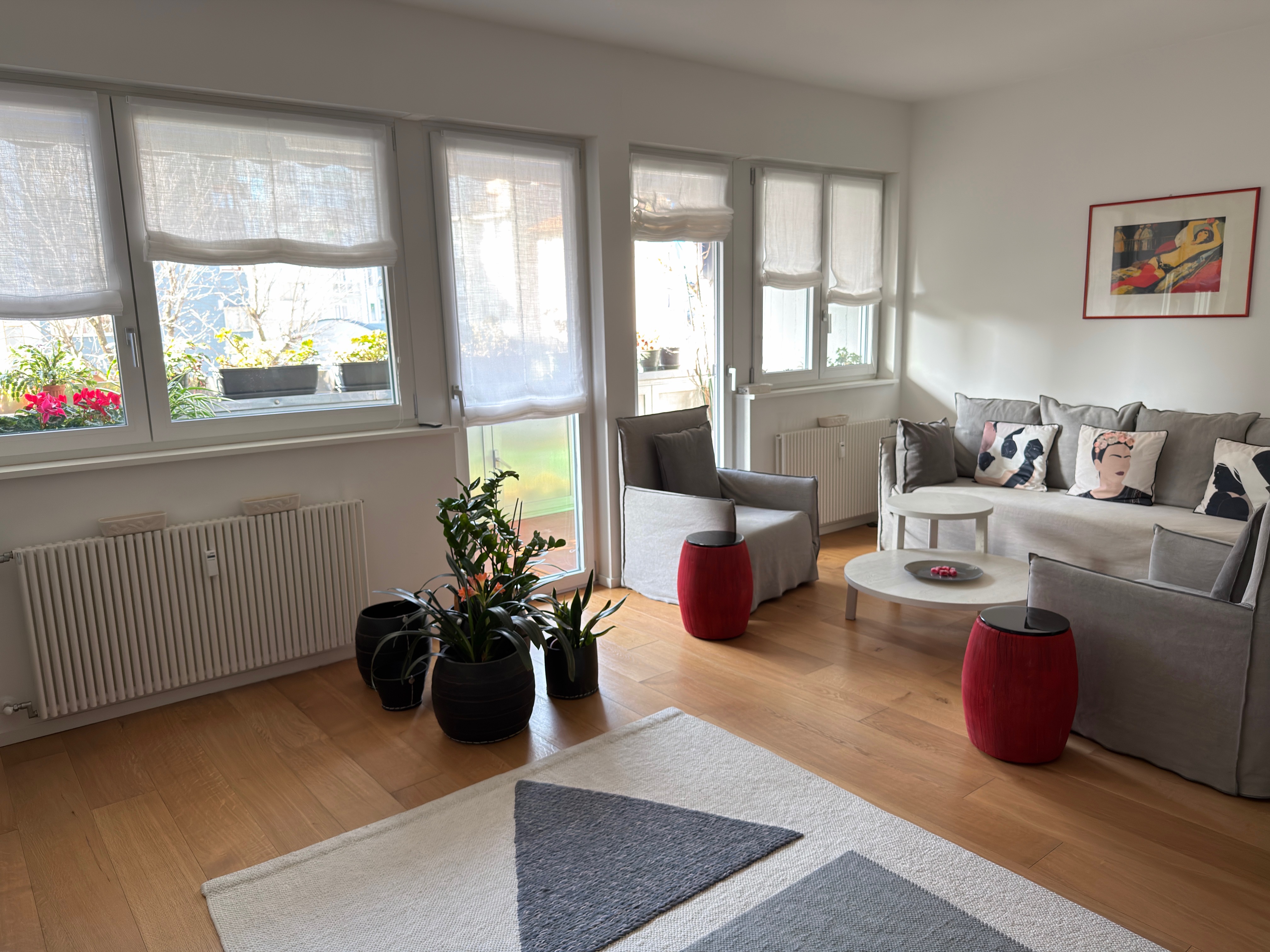 Media numero 3 di Via Grazzano - Tricamere biservizi ristrutturato, garage.