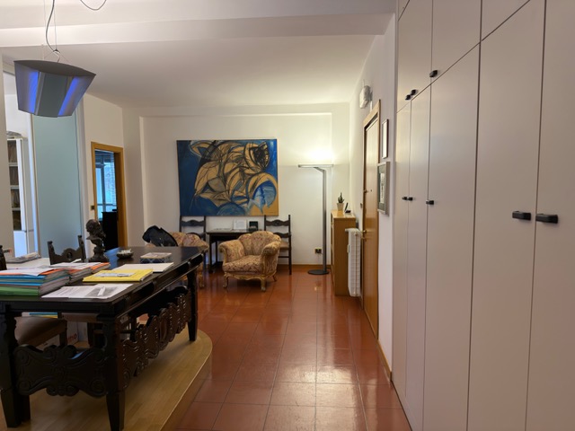 Media numero 5 di Via Gorghi - Bicamere biservizi con autorimessa