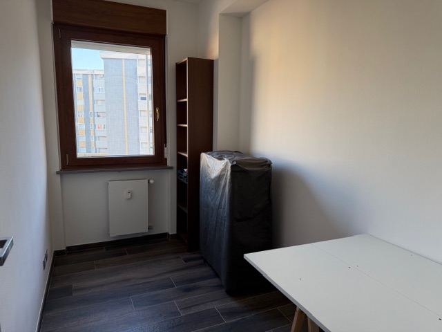 Media numero 15 di Zona Ospedale - Bicamere più studio ristrutturato