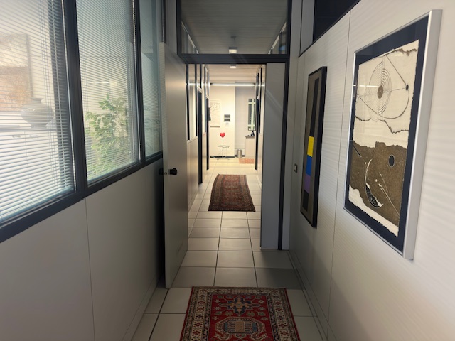 Media numero 9 di Via Nazionale - Ufficio in complesso commerciale