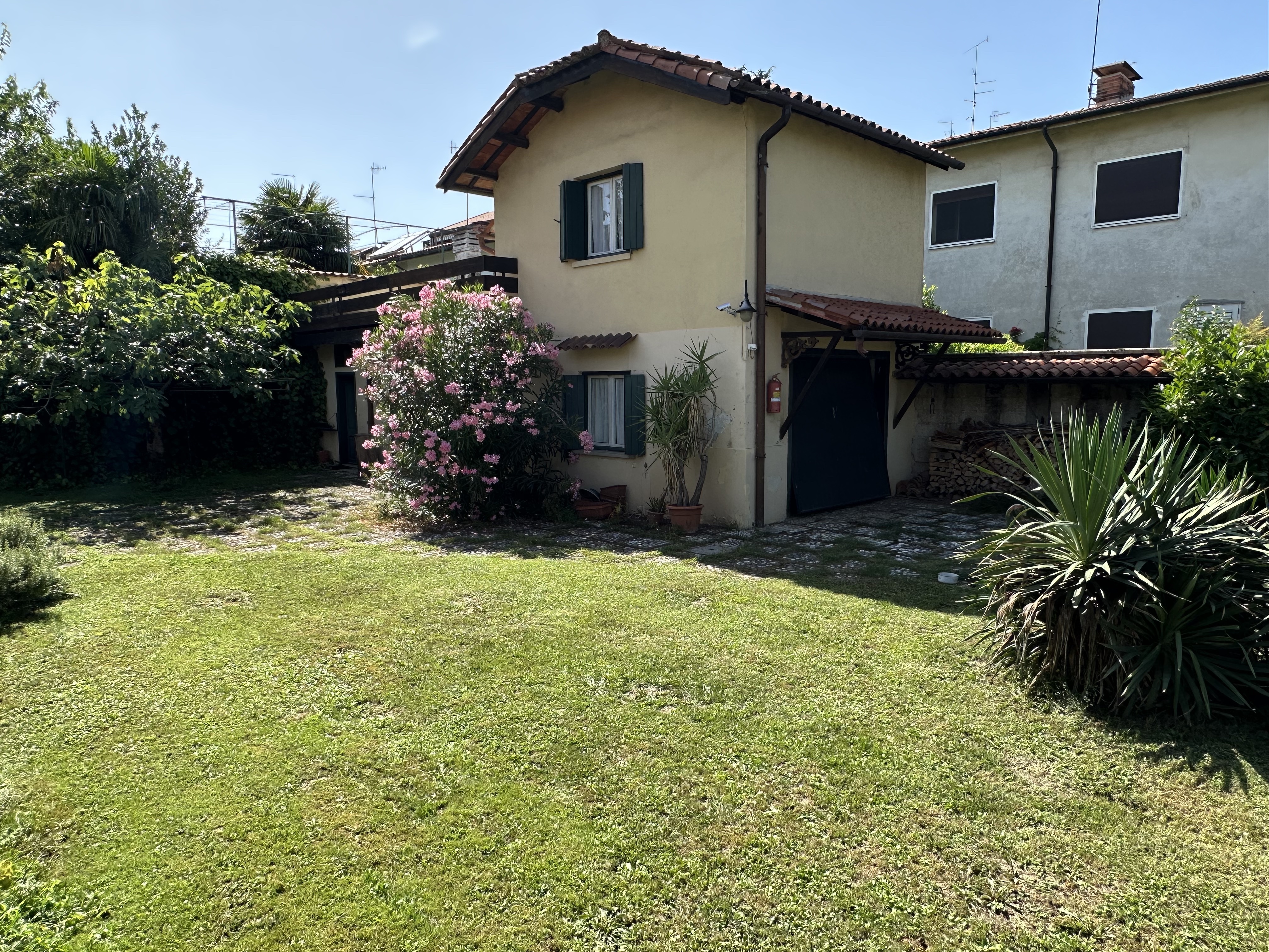 Media numero 3 di Interni viale Trieste - Casa con giardino e dependance