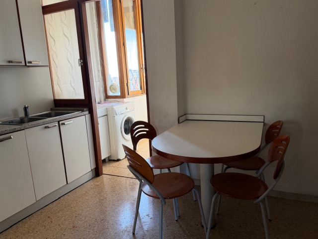 Media numero 7 di Viale Duodo - Bicamere con garage