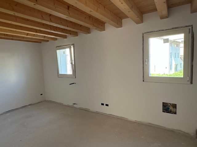 Media numero 5 di Casa in linea in Vendita a Udine