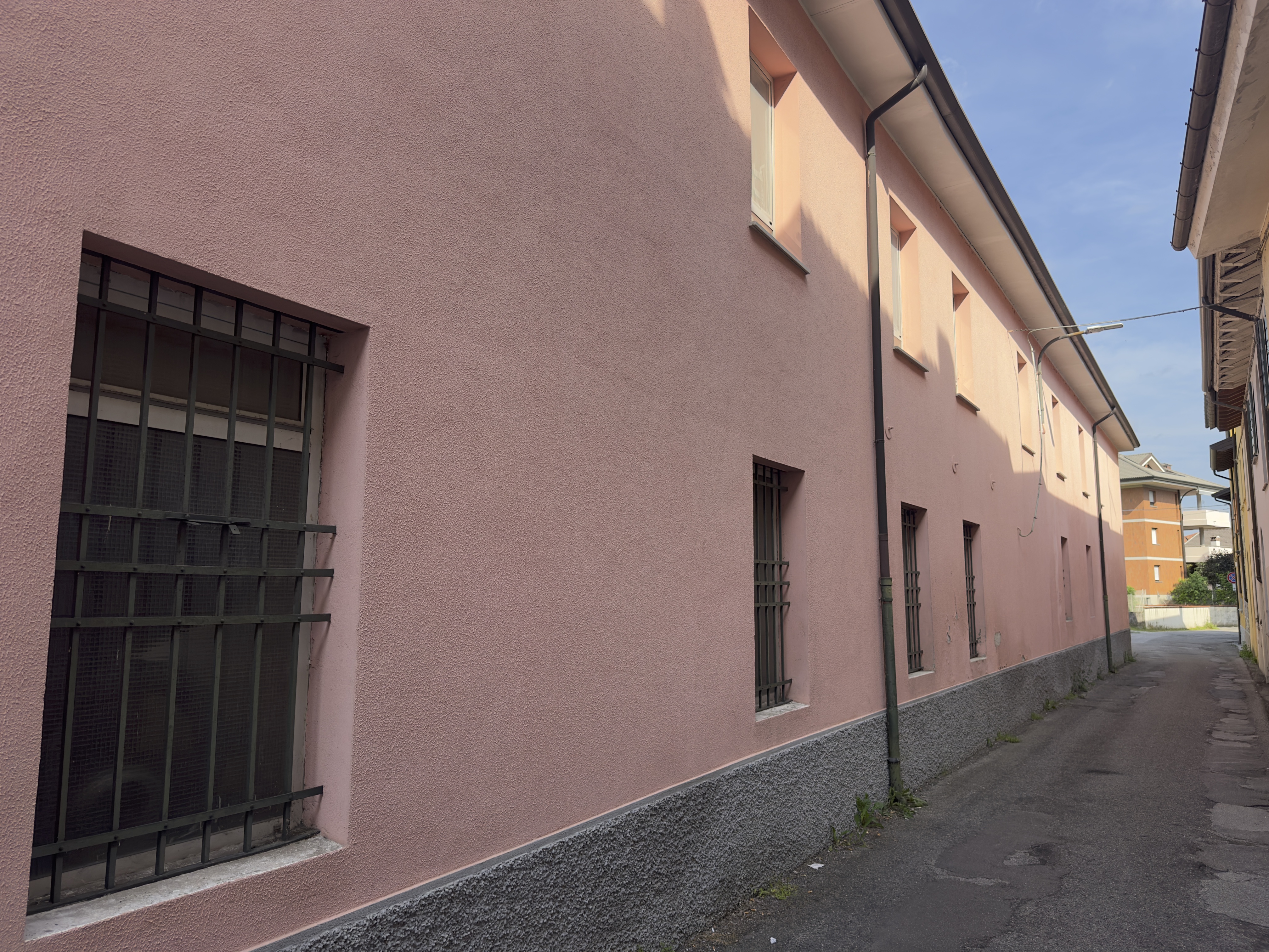 Media numero 2 di Zona Planis - Tre unità immobiliari