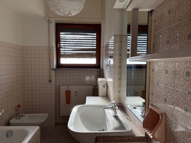 Media numero 14 di Viale Duodo - Bicamere con garage