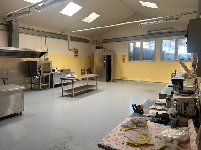 Media numero 14 di Pasian di Prato - Ristorante con laboratorio e magazzino